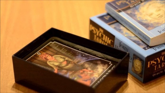 What Are Psychic Oracle Cards Readings?